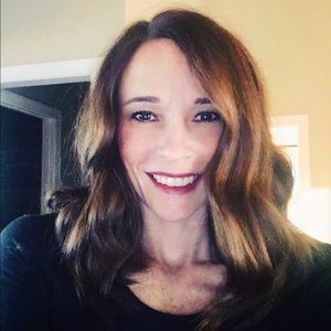 Meet your Posher, Cortney